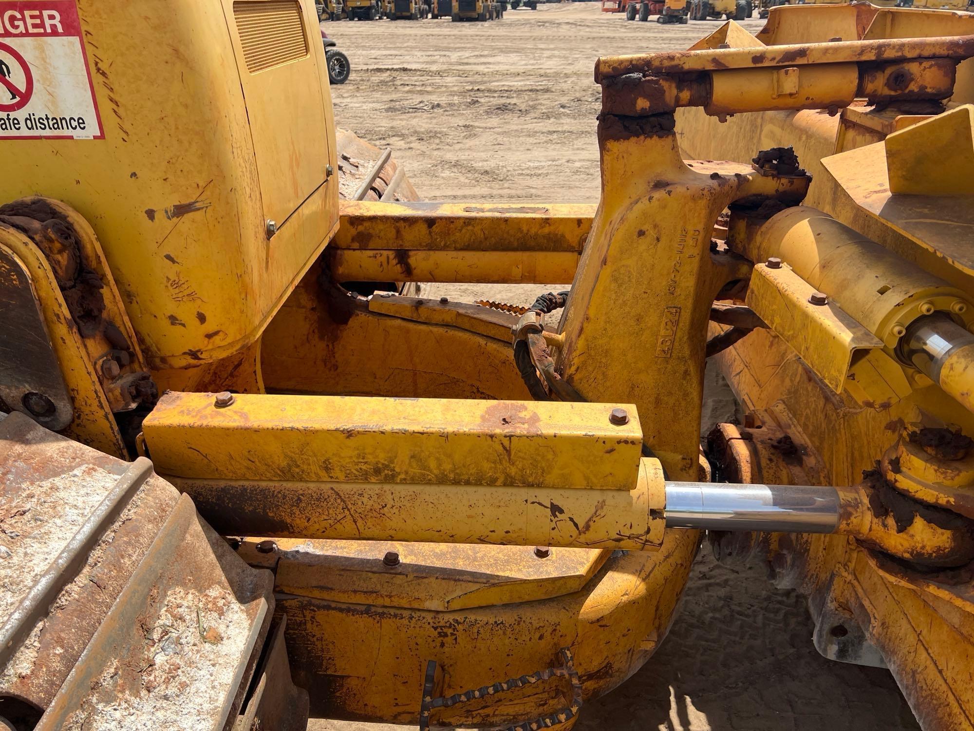 2015 KOMATSU D61PXi-23 CRAWLER DOZER