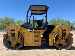 2016 CATERPILLAR CB66B DBL DRUM ROLLER