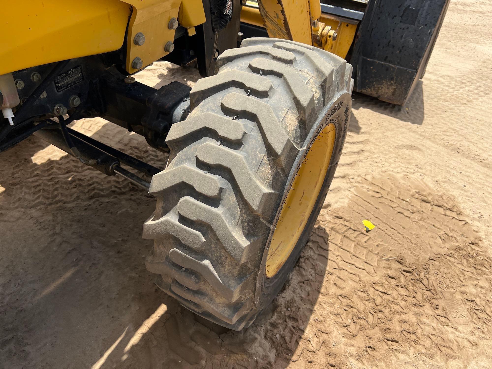 JOHN DEERE 110 BACKHOE