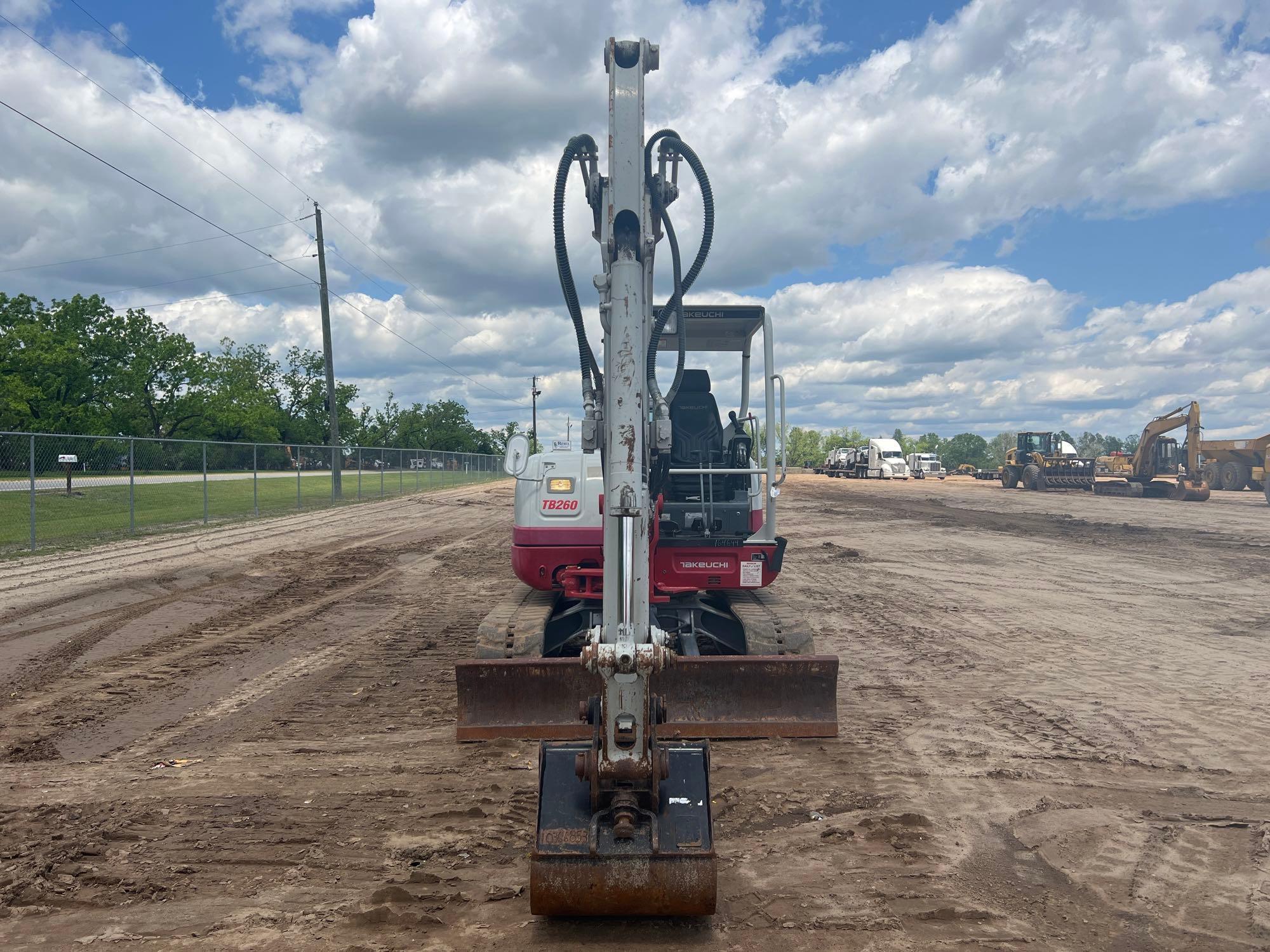 2018 TAKEUCHI TB260 EXCAVATOR