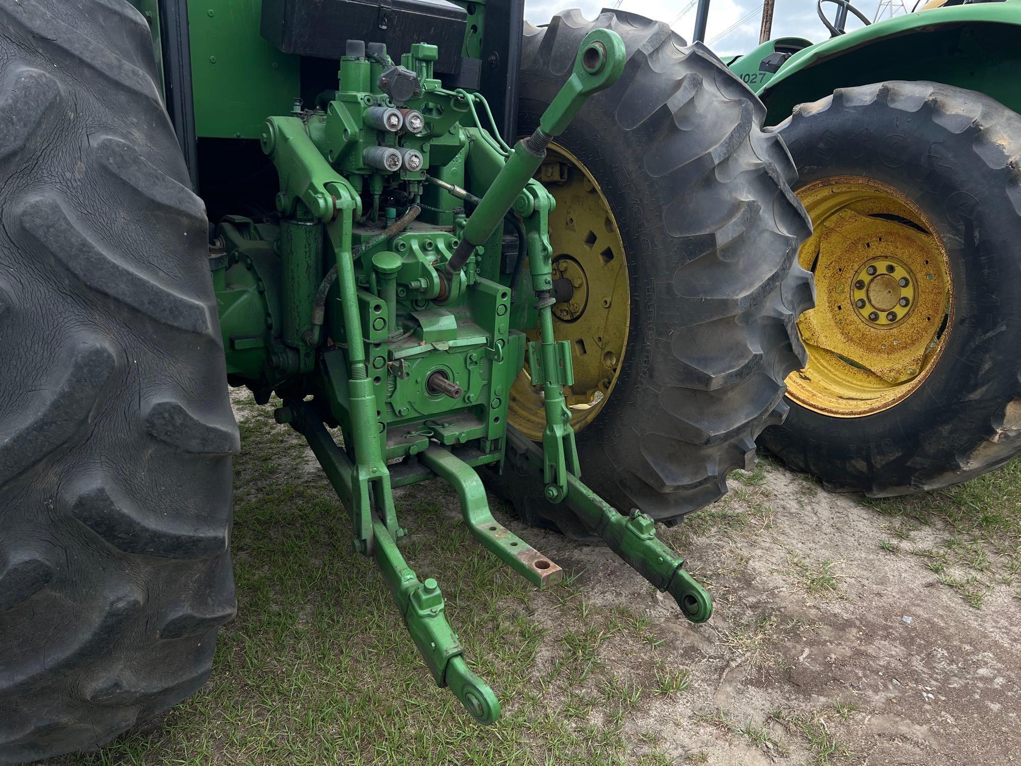 JOHN DEERE 6400 TRACTOR