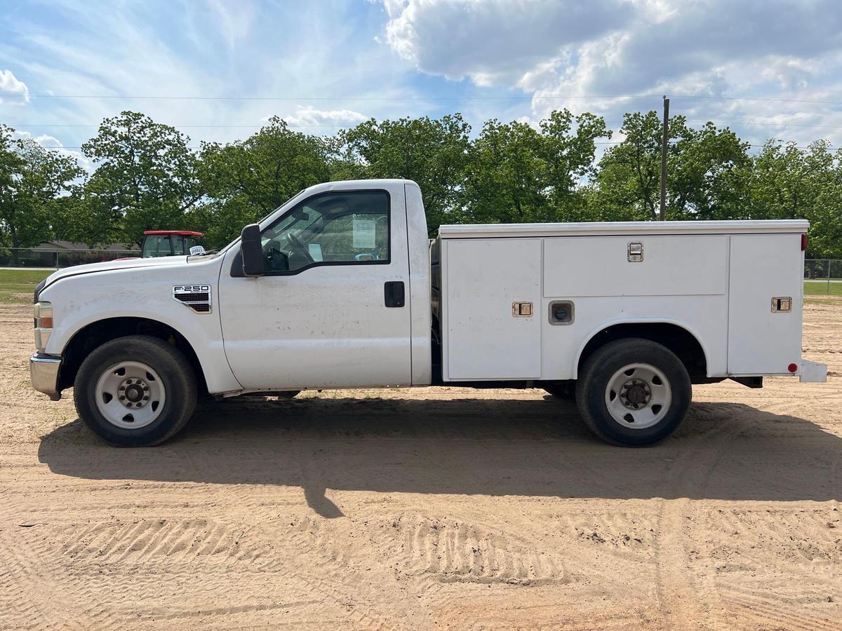 2008 FORD F-250XL SUPER DUTY SERVICE TRUCK