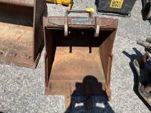 Used 22" Tooth Bucket for Excavator