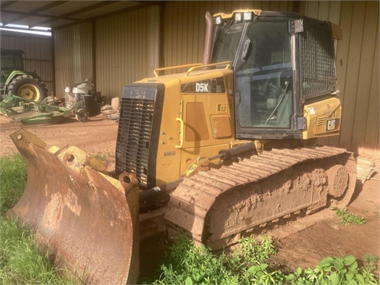 Caterpillar D5K2 XL Dozer