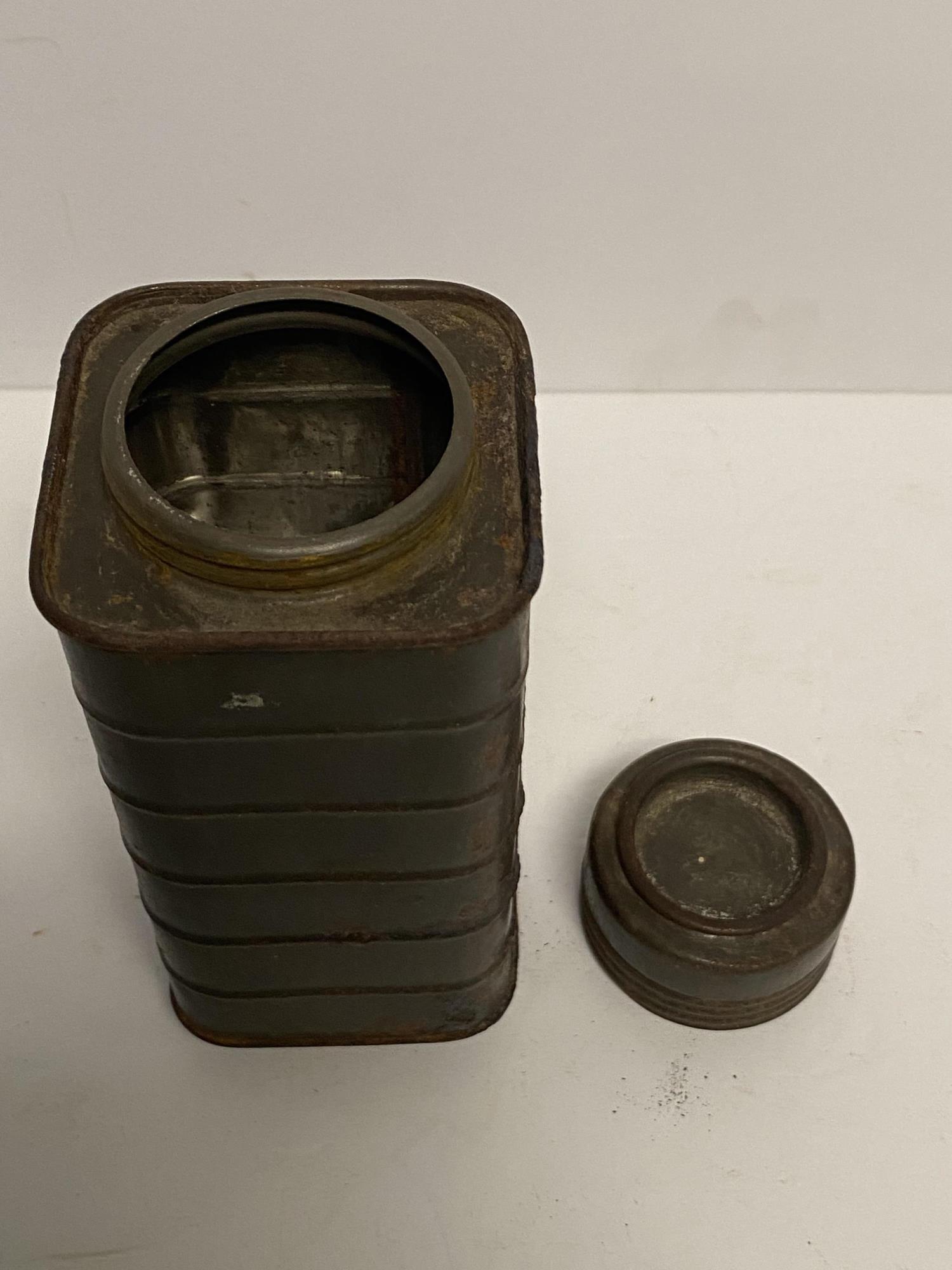 ANTIQUE WORLD WAR ONE CONDIMENT KIT