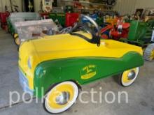 JOHN DEERE PEDAL CAR