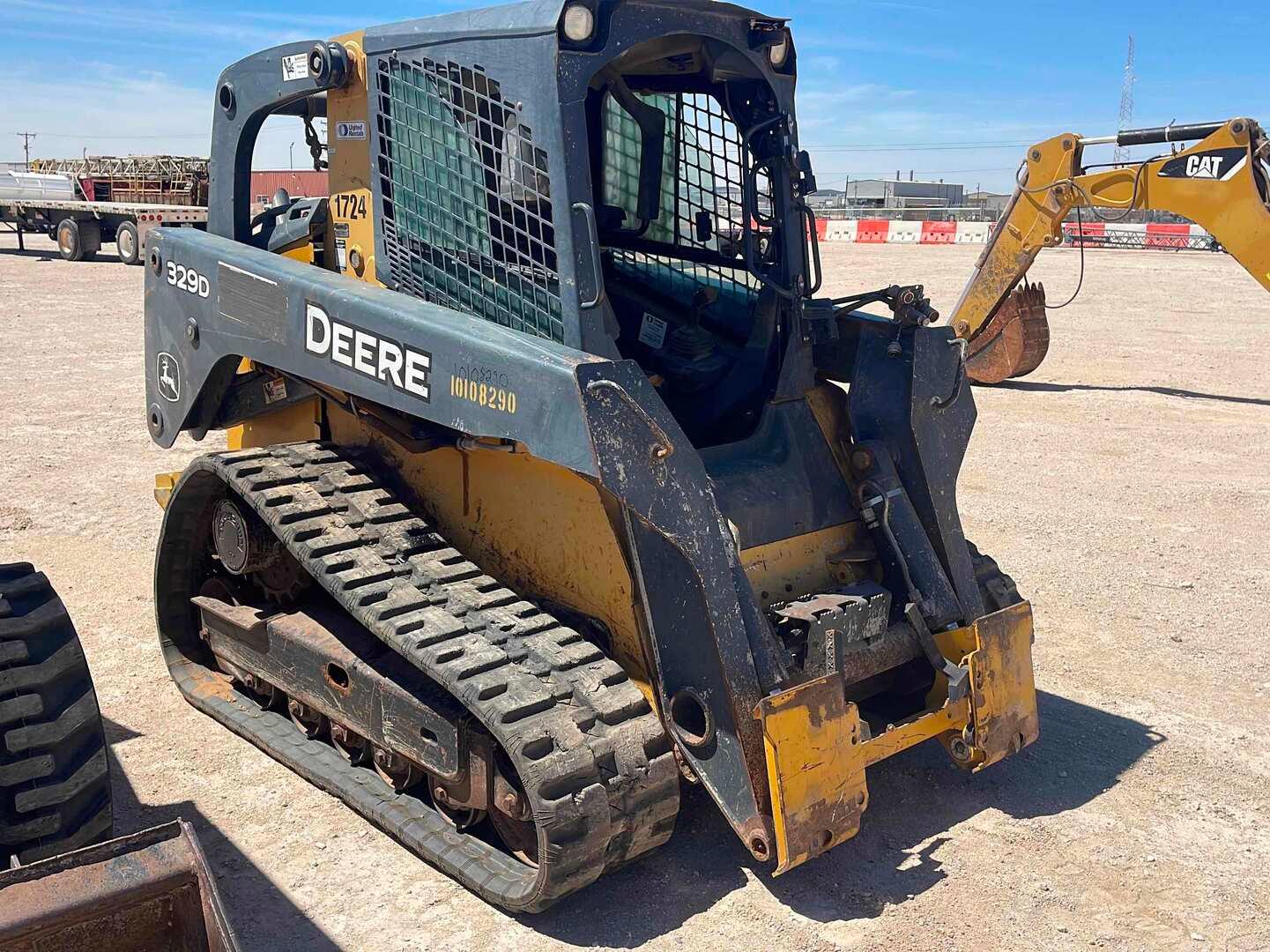 2013 JOHN DEERE 329D TRACKED SKID STEER (INOPERABLE)