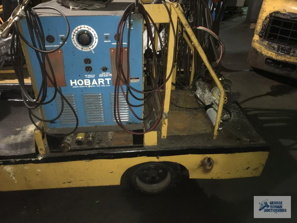 KALAMAZOO WELDING CART, MODEL 2500B4EE, WITH HOBART 300-AMP WELDER