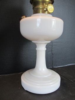 Aladdin Moonstone Oil Lamp