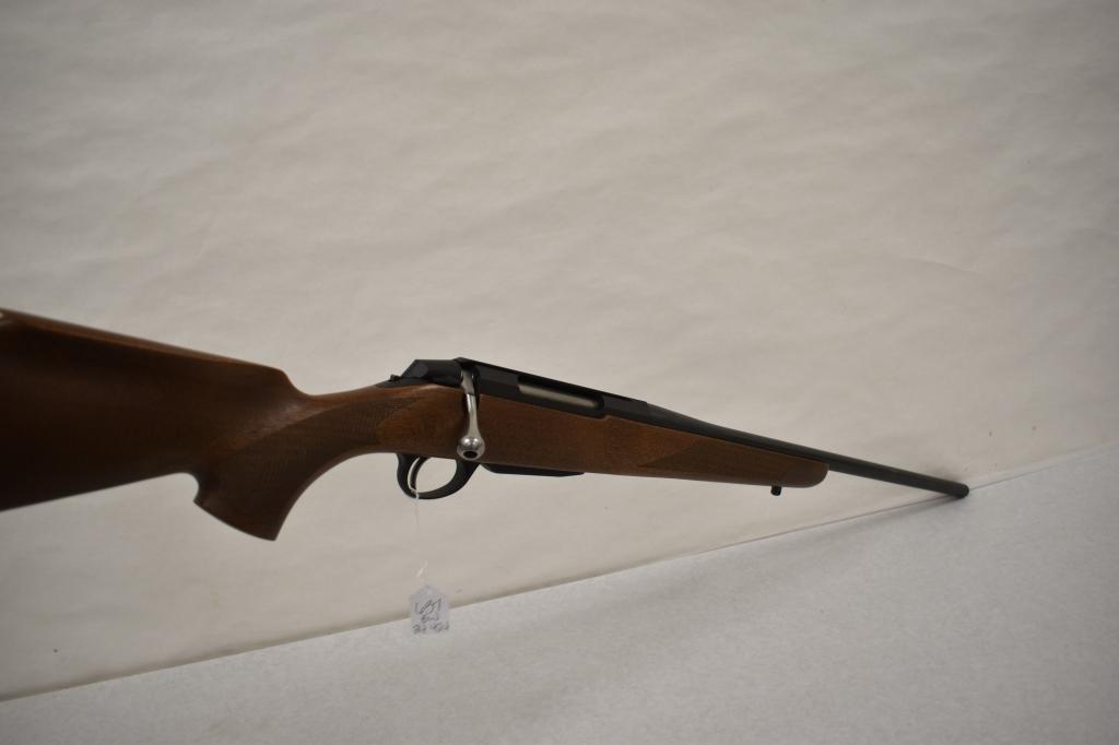 Gun. Tikka Model T3 25-06 cal Rifle