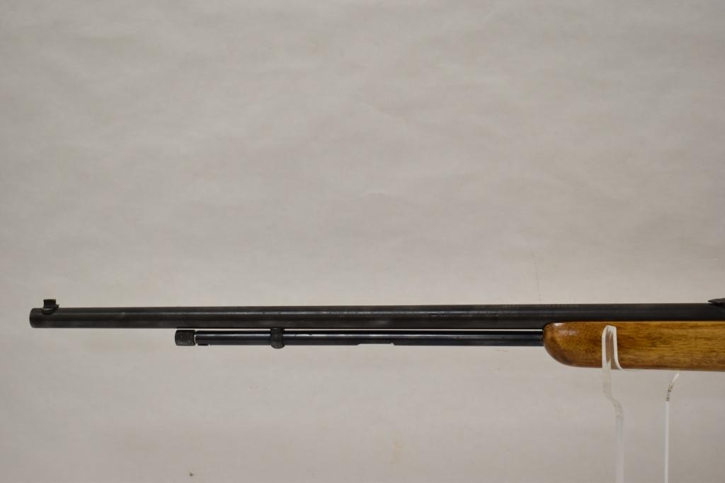 Gun. Savage Model 187J 22 S, L, LR cal Rifle