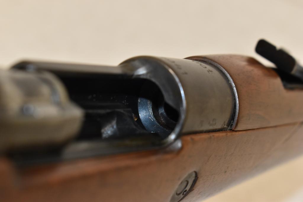 Gun. Mauser G33/40 7.92x57mm Rifle