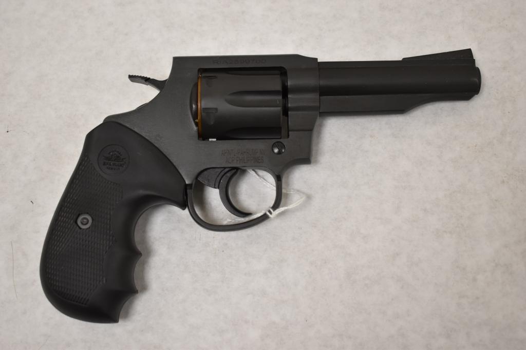 Gun. Rock Island M200 .38 SPL Revolver
