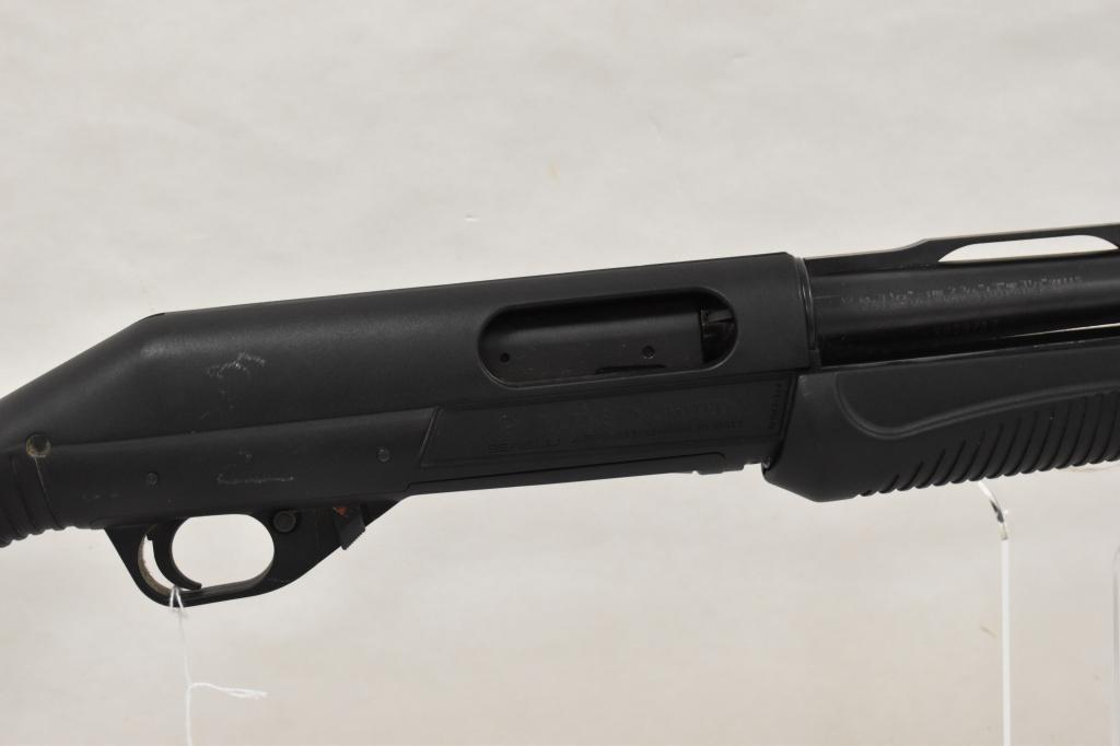 Gun. Benelli Nova 12 ga Shotgun