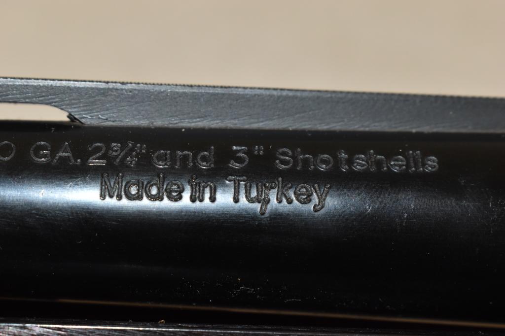 Gun. Weatherby Model PA-08 Compact 20 ga Shotgun