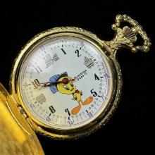 Like-new modern quartz Amitron Looney Toons Tweety Bird covered pocket watch