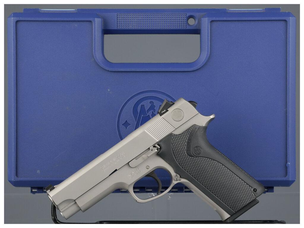 Mississippi Wildlife Fisheries & Parks S&W Model 4586 Pistol