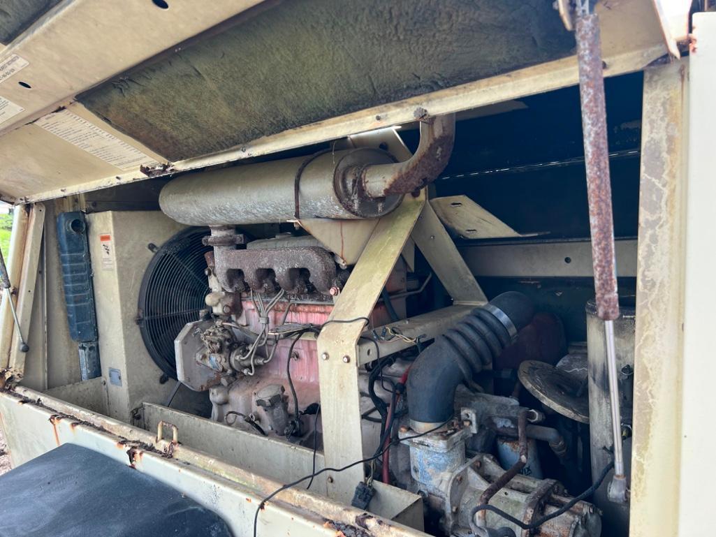 1999 Ingersolrand P185WUD Air Compressor