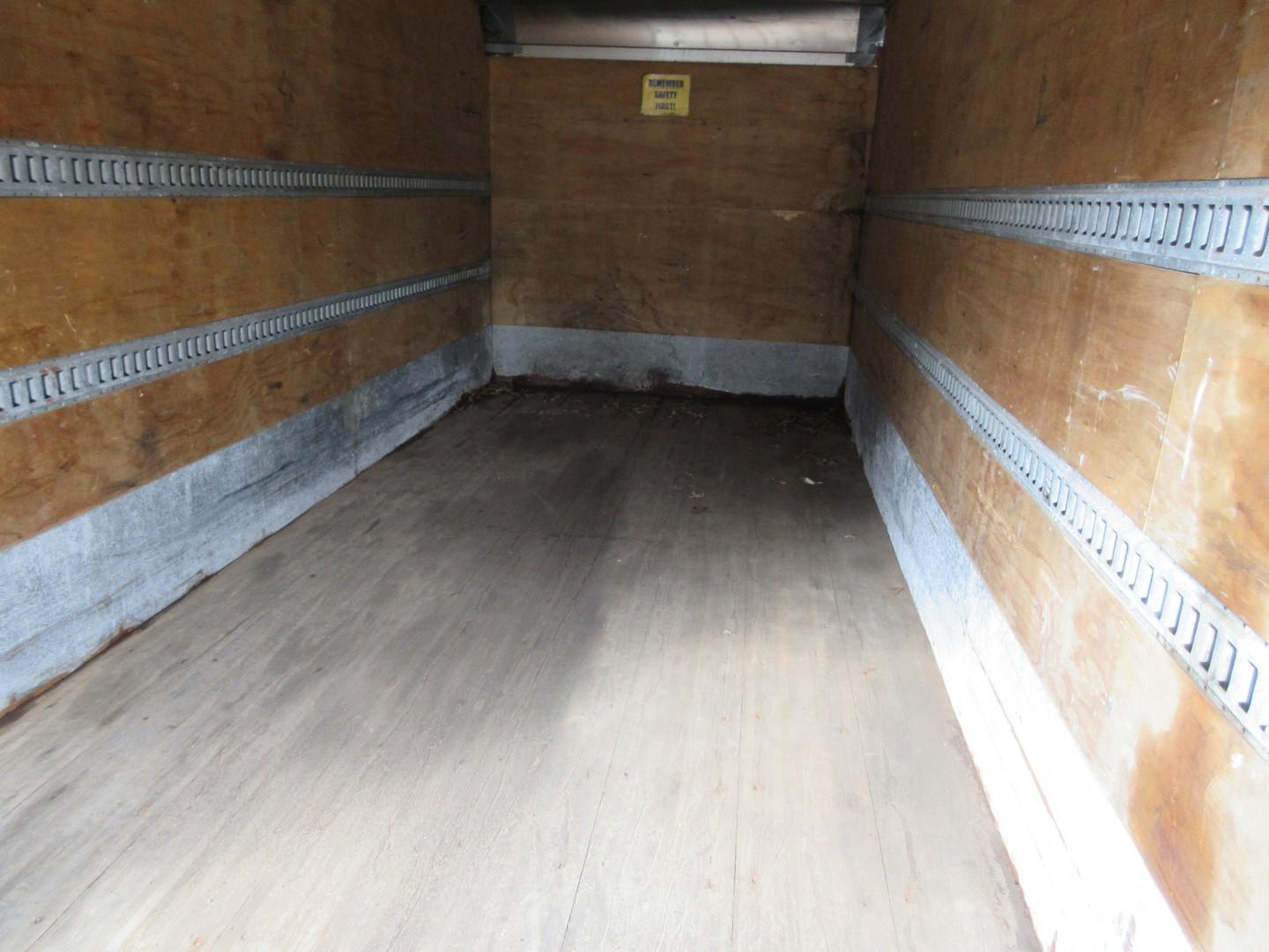 2013 Isuzu NPR S/A Box Truck