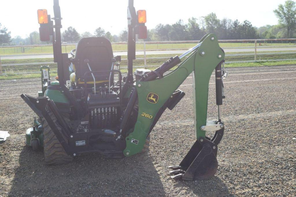 JD 1025R ROPS 4WD W/ LDR BUCKET AND BELLY MOWER