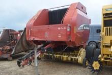 NH BR780 ROUND BALER