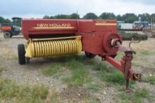 NH 311 SQUARE BALER (T)