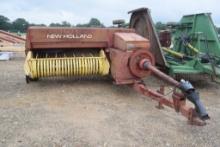 NH 320 SQUARE BALER