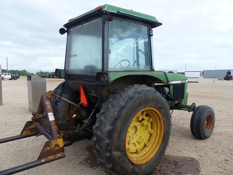 JOHN DEERE 2355 TRACTOR