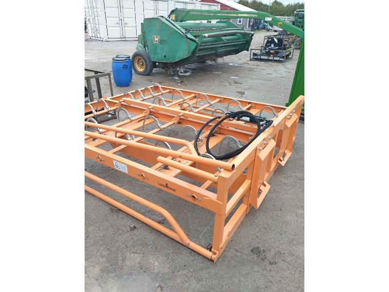Land Honor Square Bale Grapple