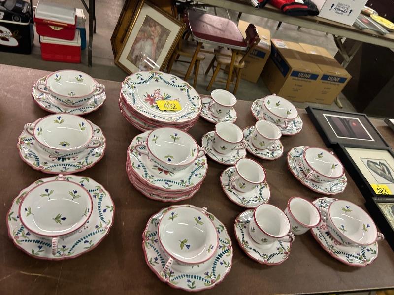 Set of Dishes