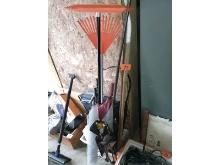 Garden Tools & Umbrellas