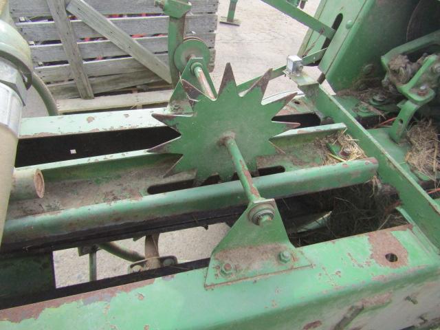 1806. 305-839, JOHN DEERE 336 BALER WITH EJECTOR, TAX / SIGN ST3