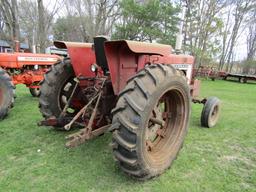 155. 1967 FARMALL 656 GAS TRACTOR, WIDE FRONT, IH FLAT TOP FENDERS, 15.5 X