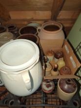(GAR) LOT OF 16 ASSORTED STYLES AND SIZES OF CROCKS AND WHISKEY STYLE JUGS, WHAT YOU SEE IN PHOTOS
