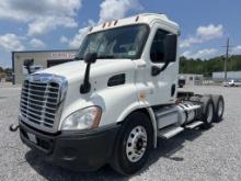 2010 Freightliner Cascadia Tractor Truck