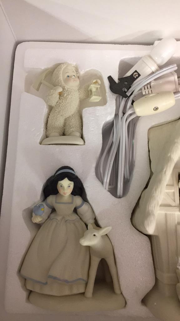 DEPARTMENT 56 SNOW BABIES "SNOW WHITE AND..."