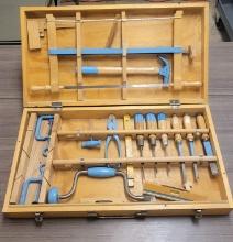 VTG HANDY ANDY CARPENTERS TOOL CHEST