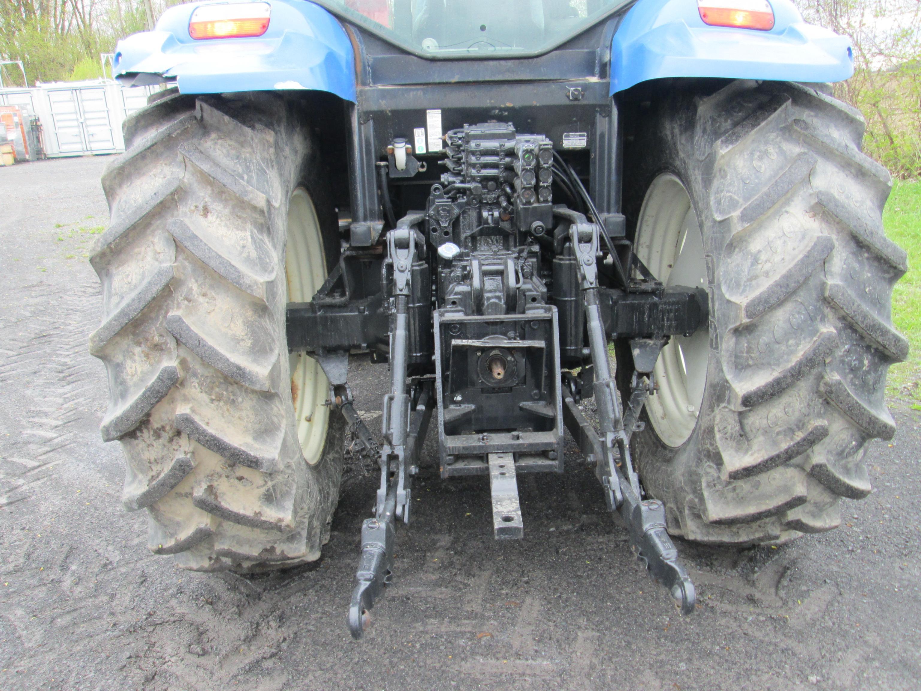 AGRICULTURAL TRACTOR NEW HOLLAND T6030 PLUS 4X4 TRACTOR SN Z7BDD4646 powered by diesel engine,