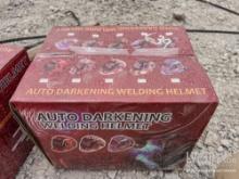 NEW AUTO DARKENING WELDING HELMET NEW SUPPORT EQUIPMENT