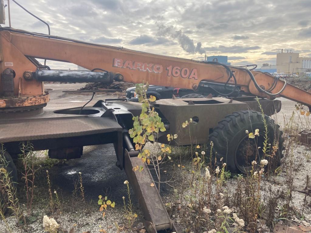 1970 BARKO 160A LOG LOADER TRAILER, S# SAAC-9004, 901 State St., Chicago He