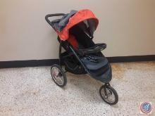 Graco 3-wheel baby stroller
