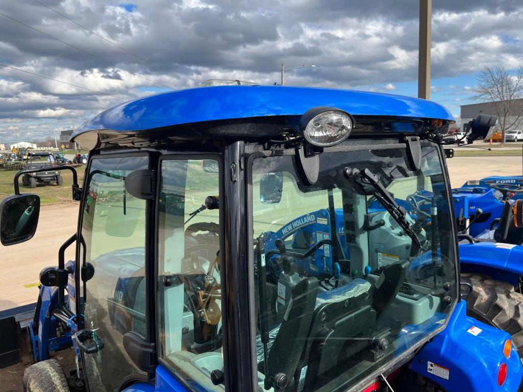 2017 New Holland Boomer 40 Compact Tractor