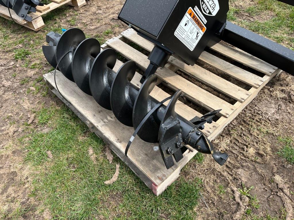 Lowe 1650CLH Auger Drive with Bit