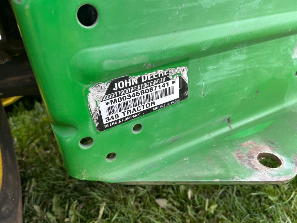 John Deere 345 Garden Tractor