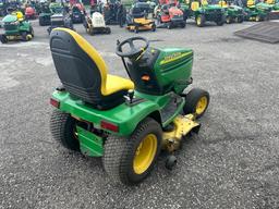 John Deere GT235 Lawn Tractor