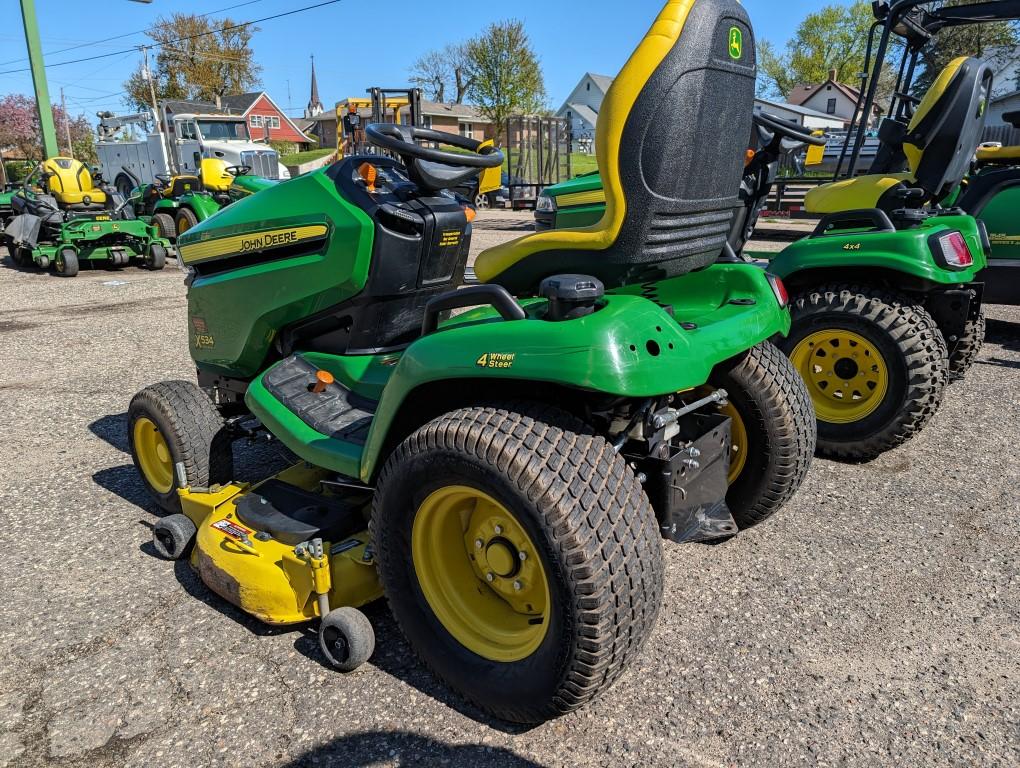 John Deere X534 Lawn Tractor