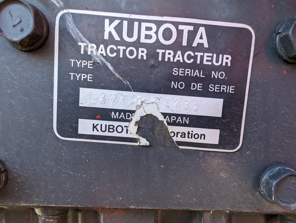 Kubota L3710 Compact Tractor