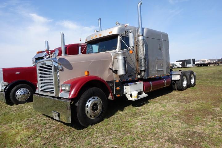 #1301 2006 FREIGHTLINER CLASSIC XL C15 CAT 346419 MILES 550 CAT TWIN TURBO