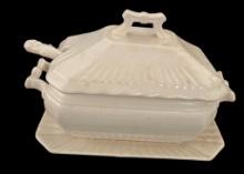 Royal Sealy Covered Gravy Boat With Tray and Ladle