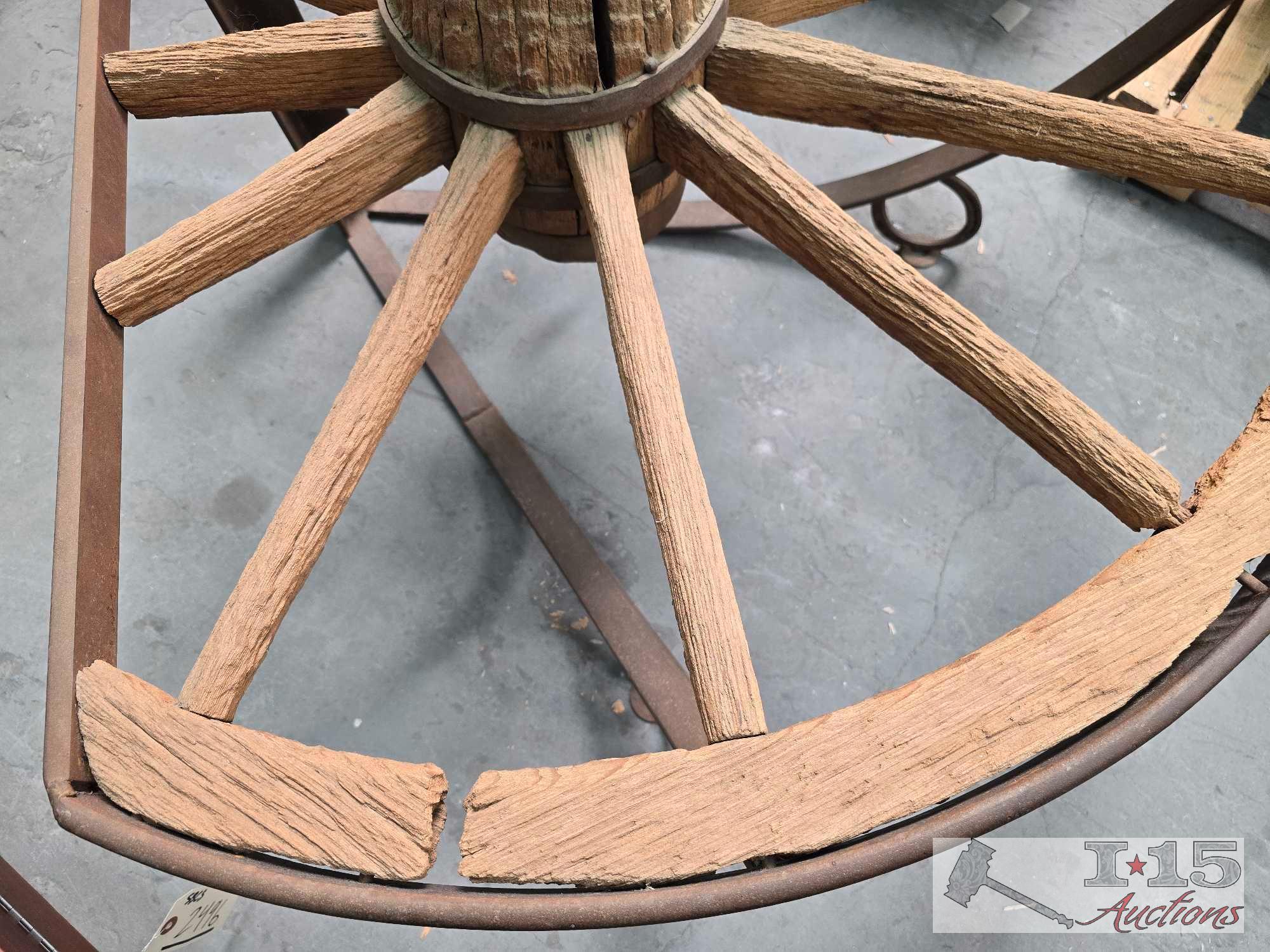 Rustic Iron and Wooden Corner Lamp Table